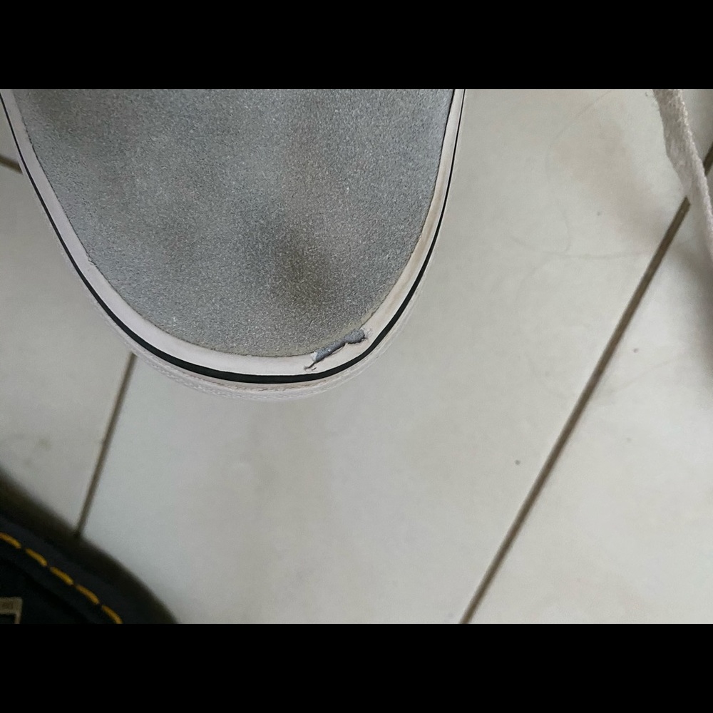 Vans - Picture 3 of 5